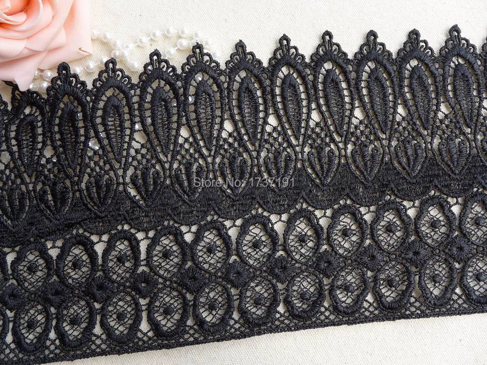 5 Yards Vintage Venise Lace Trim in Black with Peacock feathers For Corsets, Costumes, Burlesque, Sashes, Sewing, Altered Art
5 Yards Vintage Venise Lace Trim in Black with Peacock feathers For Corsets, Costumes, Burlesque, Sashes, Sewing, Altered Art