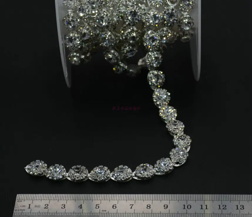 flower 1.2*40cm bling Rhinestone beaded clothing accessories collar flower handmade beading lace trim patches for clothes
flower 1.2*40cm bling Rhinestone beaded clothing accessories collar flower handmade beading lace trim patches for clothes