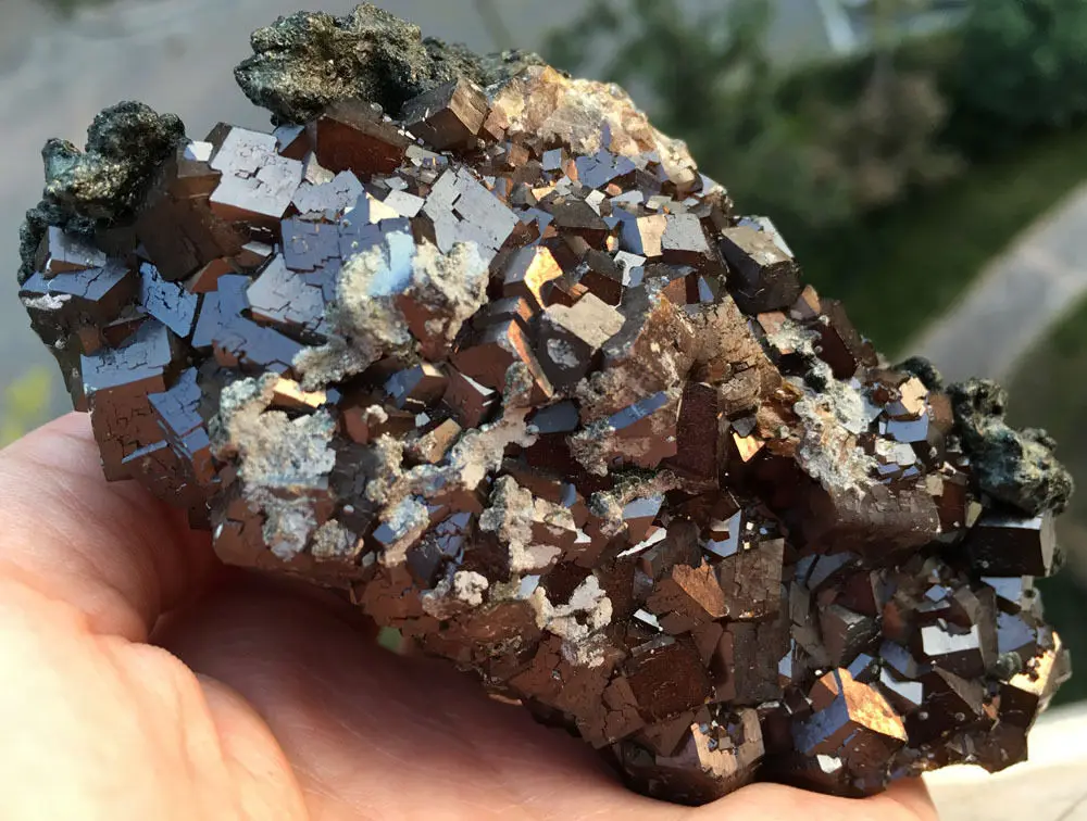 277g New Find Raw Natural Garnet crystal specimens FROM INNER MONGOLIA B218 healing crystals
277g New Find Raw Natural Garnet crystal specimens FROM INNER MONGOLIA B218 healing crystals