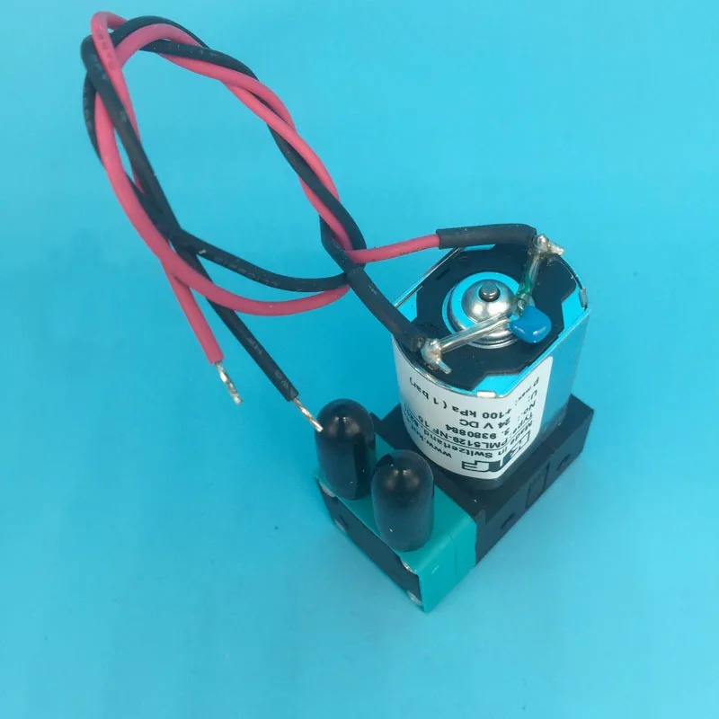 Original Flora 3.4w small ink pump for inkjet printer ink pump for large format printer Flora DGI EFI raster printer pump
Original Flora 3.4w small ink pump for inkjet printer ink pump for large format printer Flora DGI EFI raster printer pump