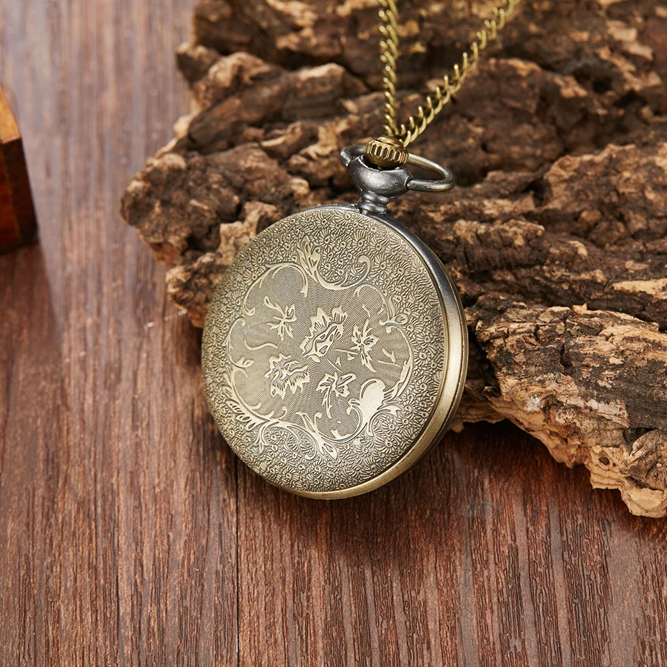 Man Pocket Watch Indian Tribal Leader Portrait Laser Engraved Ancient Men Carving Flip Fob Watches with Necklace Chain Clock
Man Pocket Watch Indian Tribal Leader Portrait Laser Engraved Ancient Men Carving Flip Fob Watches with Necklace Chain Clock