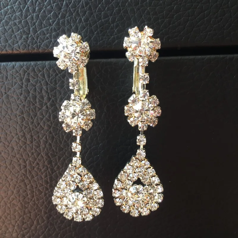 Fashion rhinestone clip earring clip on earrings bridal non pierced earrings for women lady party
Fashion rhinestone clip earring clip on earrings bridal non pierced earrings for women lady party