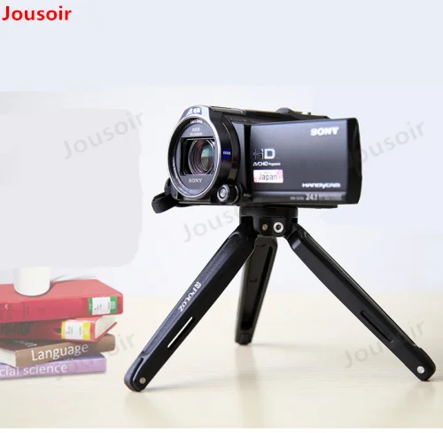Mini tripod desktop camera frame screw intelligent cloud talon feiyu stabilizer under aluminum alloy plus fixed camera CD50
Mini tripod desktop camera frame screw intelligent cloud talon feiyu stabilizer under aluminum alloy plus fixed camera CD50