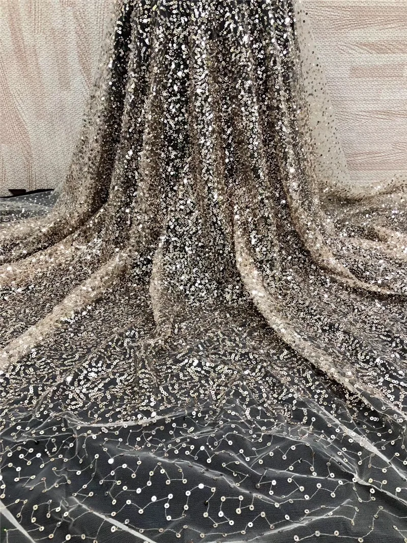 Super quality fashionable african tulle lace fabric JRB-6.2111 french net lace 5yards/lot embroidered lace fabric with small bea
Super quality fashionable african tulle lace fabric JRB-6.2111 french net lace 5yards/lot embroidered lace fabric with small bea