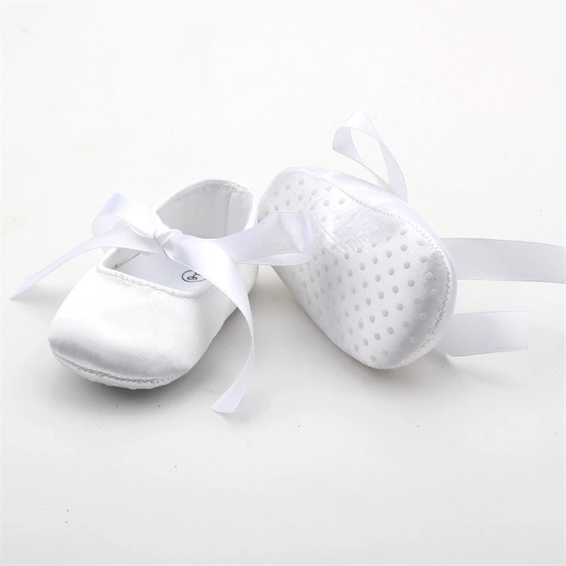 Роскошные белые атласные туфли Dollbling для малышей крестин и девочек обувь