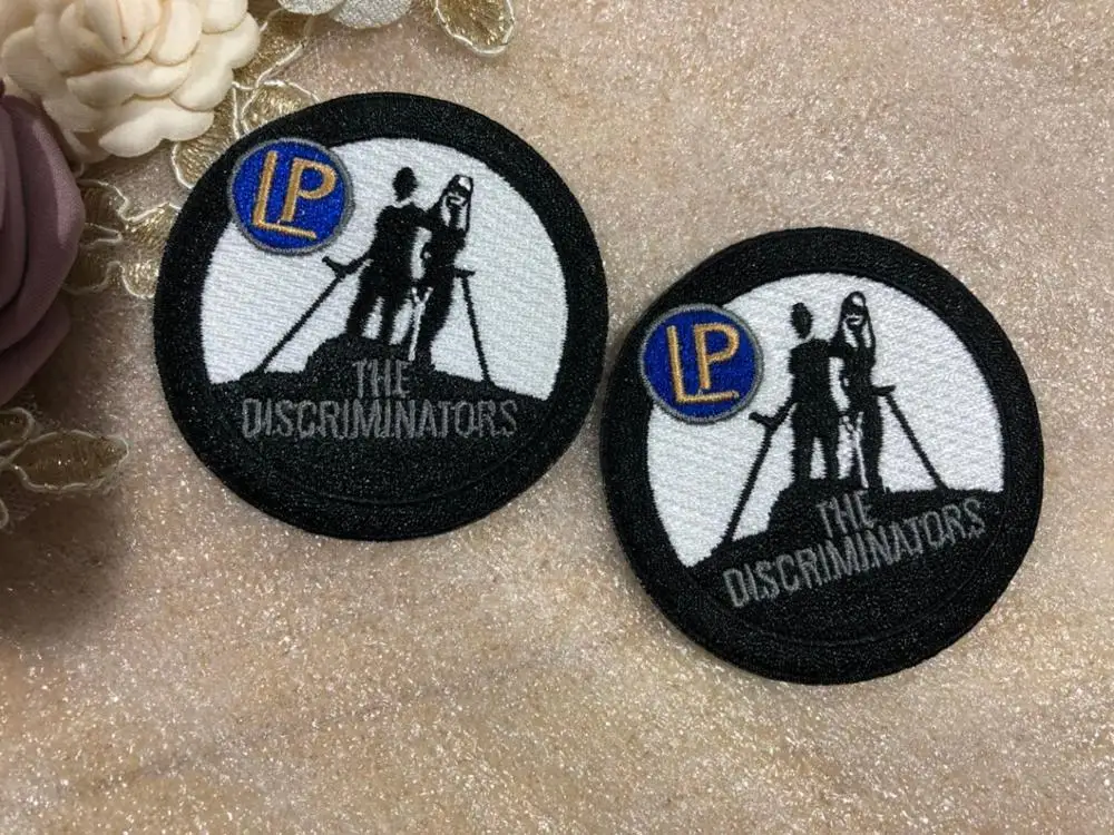 Free Shipping Custom Embroidery your Logo Patch Custom Embroidered Patches Iron on Clothing Patch with Appliqued Fabric
Free Shipping Custom Embroidery your Logo Patch Custom Embroidered Patches Iron on Clothing Patch with Appliqued Fabric