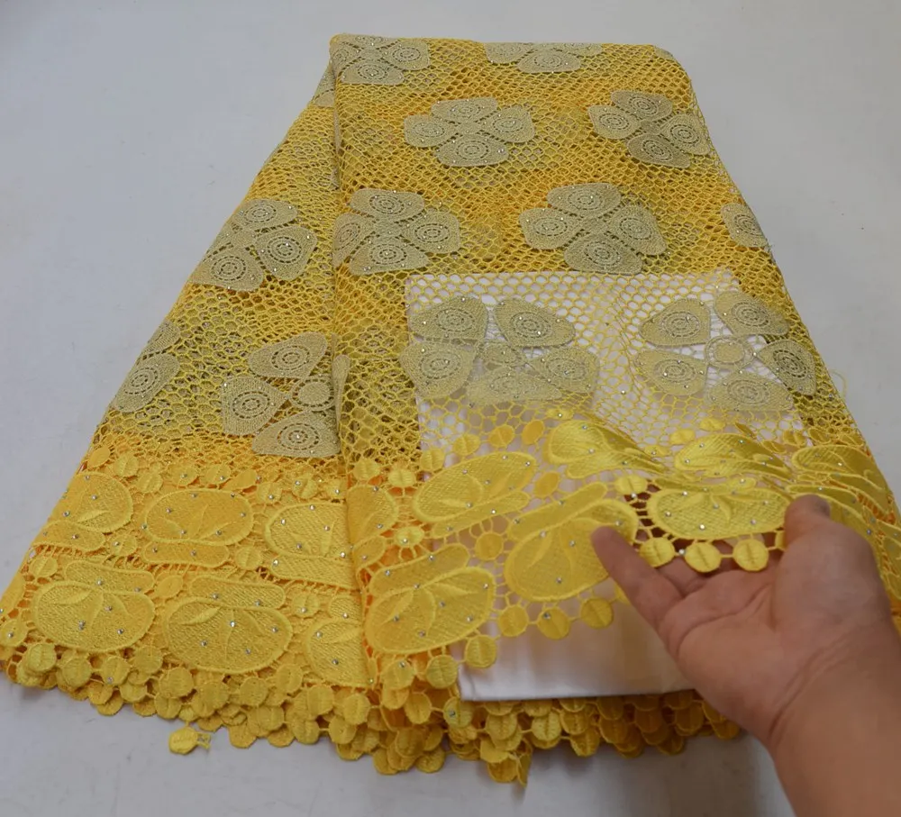 High Quality Rhinestones Nigerian Guipure Lace Fabric 2019 African Cord Lace Latest African Guipure Cord Lace Fabric
High Quality Rhinestones Nigerian Guipure Lace Fabric 2019 African Cord Lace Latest African Guipure Cord Lace Fabric