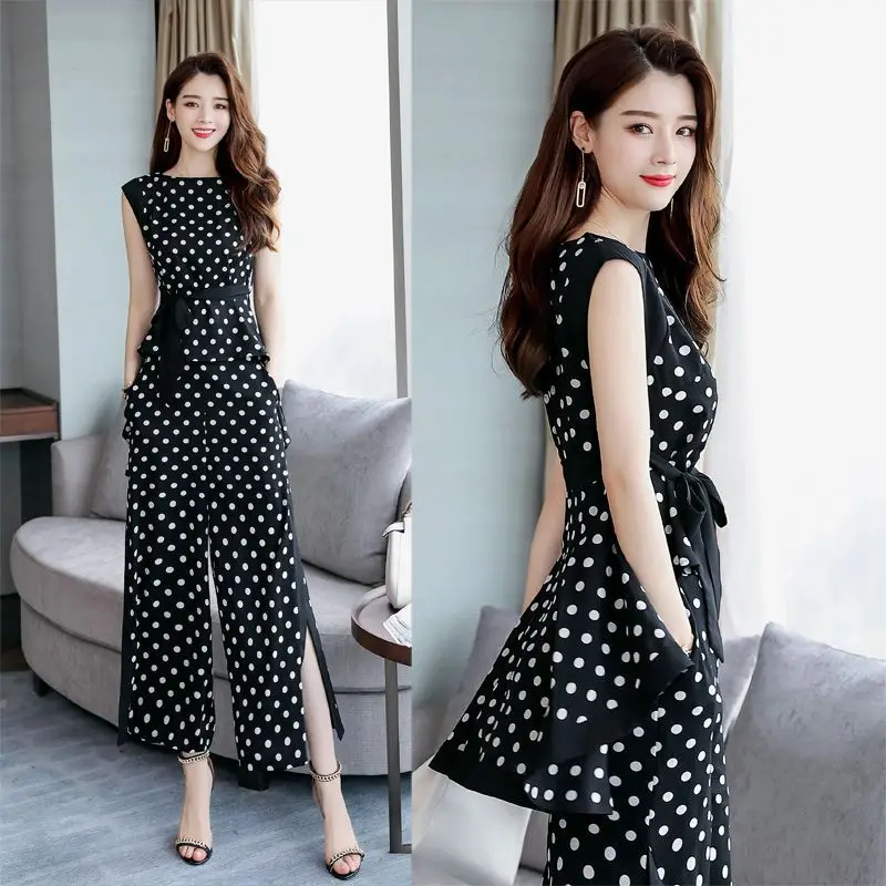 Summer ladies wide leg pants suit women's new temperament commute chiffon wave point sleeveless shirt loose nine pants two sets
Summer ladies wide leg pants suit women's new temperament commute chiffon wave point sleeveless shirt loose nine pants two sets