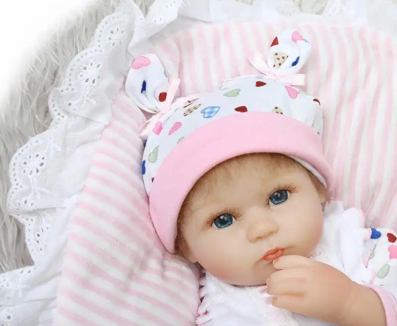 42cm Bebe Reborn Toy Dolls 18" Soft Silicone Vinyl Reborn Toddler Girl Dolls Handmade Baby Real Alive Reborn Bonecas
42cm Bebe Reborn Toy Dolls 18" Soft Silicone Vinyl Reborn Toddler Girl Dolls Handmade Baby Real Alive Reborn Bonecas