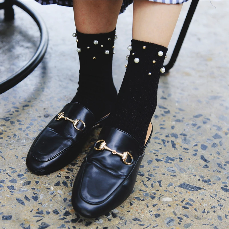 Fashion Design Luxury Pearl Short Socks Women Vintage Harajuku Short Socks Solid Cotton Funny Harajuku Socks Art Female
Fashion Design Luxury Pearl Short Socks Women Vintage Harajuku Short Socks Solid Cotton Funny Harajuku Socks Art Female
