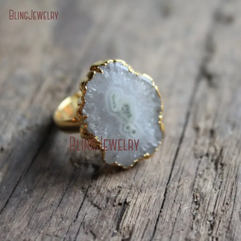 Stunning White Solar Quartz Stone Ring Adjustable Gold Band Round Druzy Drussy Ring RM18787
Stunning White Solar Quartz Stone Ring Adjustable Gold Band Round Druzy Drussy Ring RM18787