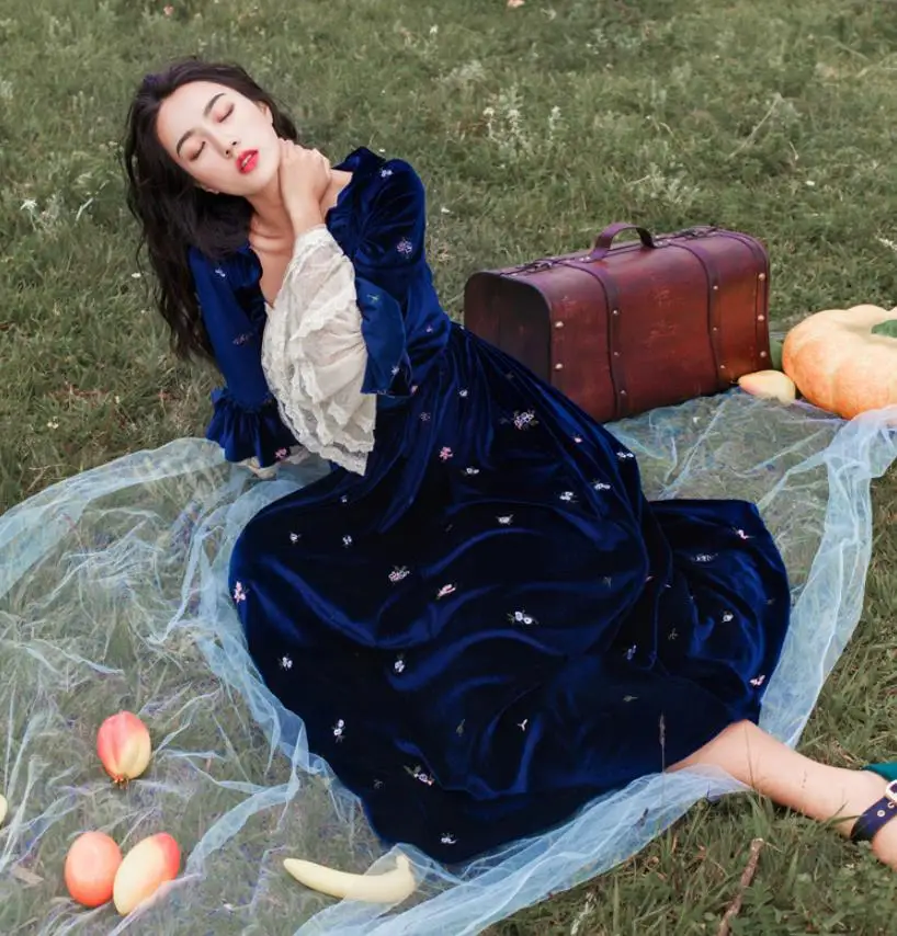 Spring new fashion brand ebroidery lace stitching dress female Literary retro good quality long velvet dress wq816 dropship
Spring new fashion brand ebroidery lace stitching dress female Literary retro good quality long velvet dress wq816 dropship