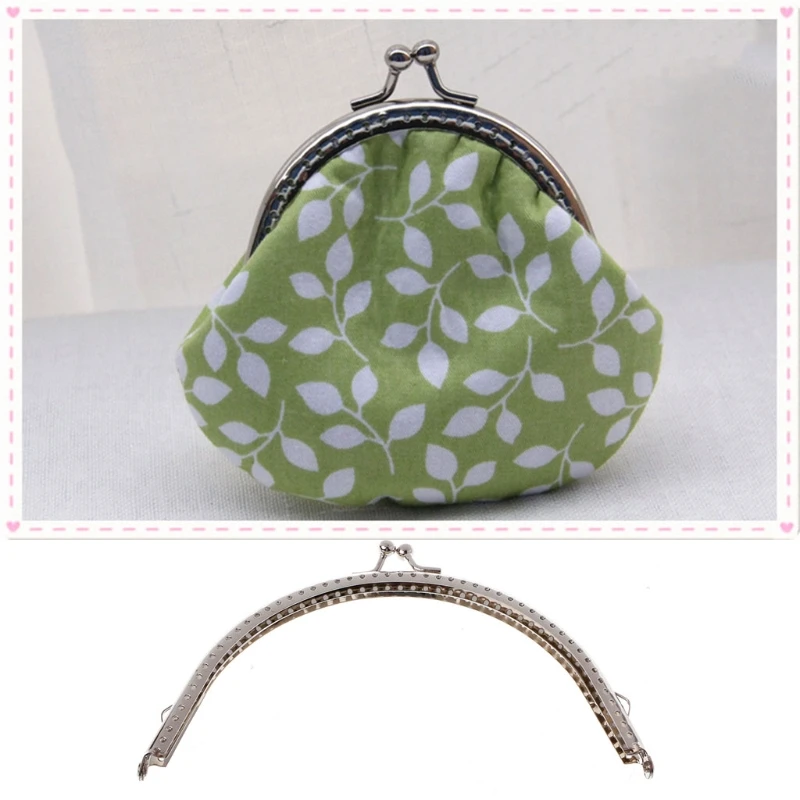 1PC Fashion Metal Handbag Coin Bag Frame Kiss Clasp Arch DIY Craft For Purse Bag Silver Tone 15cm
1PC Fashion Metal Handbag Coin Bag Frame Kiss Clasp Arch DIY Craft For Purse Bag Silver Tone 15cm