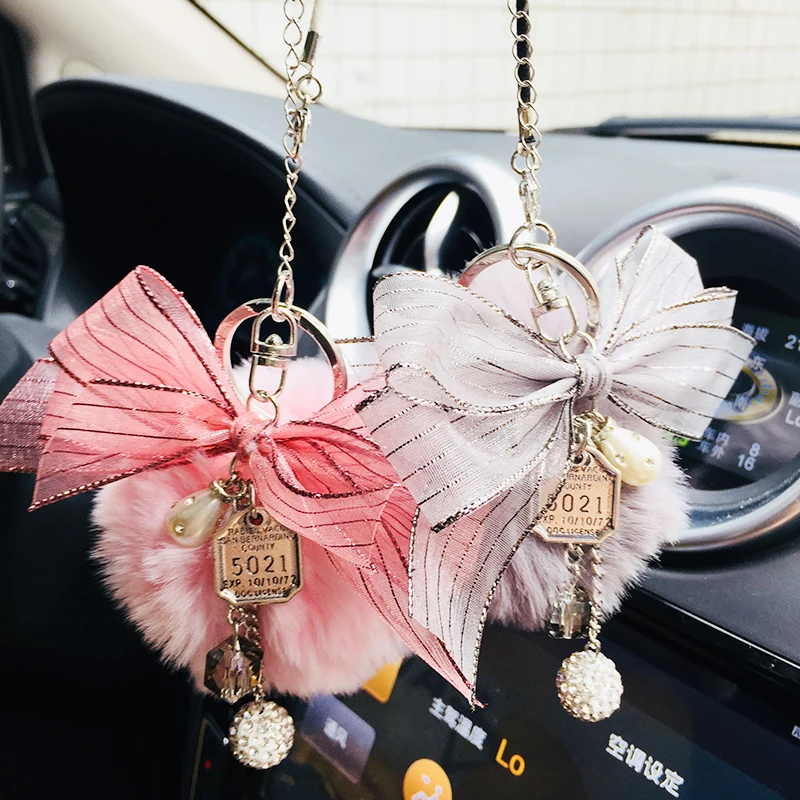 Diamond pendant bow hair ball pendant car rearview mirror decoration car interior accessories girl gifts
Diamond pendant bow hair ball pendant car rearview mirror decoration car interior accessories girl gifts