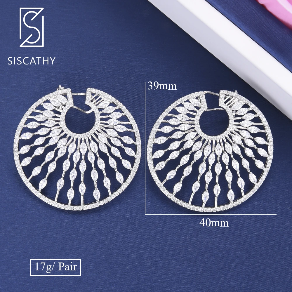 SisCathy 40*39mm Full Cubic Zirconia Inlaid Big Statement Earrings 2019 New Hot Fashion Hollow Geometric Stud Earrings Elegant
SisCathy 40*39mm Full Cubic Zirconia Inlaid Big Statement Earrings 2019 New Hot Fashion Hollow Geometric Stud Earrings Elegant
