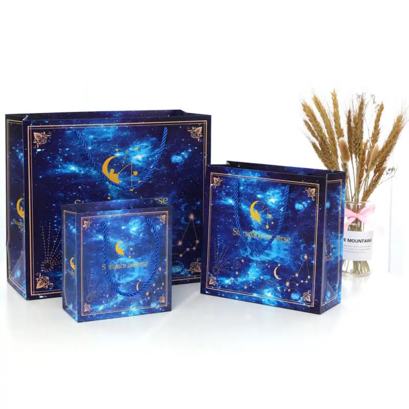 20 Pcs/lot Cosmic Starry Sky Print Paper Bag with Handles Birthday Christmas Event Gift Bag Business Holiday Gift Bag
20 Pcs/lot Cosmic Starry Sky Print Paper Bag with Handles Birthday Christmas Event Gift Bag Business Holiday Gift Bag