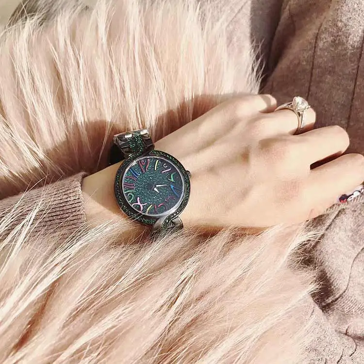 2019 Fashion Top Brand Luxury Fully Diamond Women Watches Quartz Waterproof Stainless Steel Number Face Wrist Watches For Women
2019 Fashion Top Brand Luxury Fully Diamond Women Watches Quartz Waterproof Stainless Steel Number Face Wrist Watches For Women