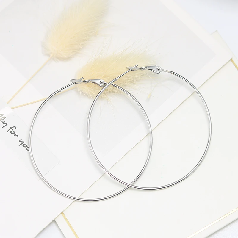 Classic Pin Earring Charms Golden Big Circle Hoop Earrings Statement Stainless Steel Round Earring 2020 Trend Jewerly Women
Classic Pin Earring Charms Golden Big Circle Hoop Earrings Statement Stainless Steel Round Earring 2020 Trend Jewerly Women
