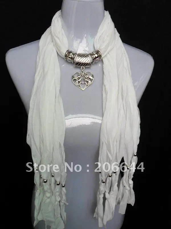 2019 Fashion women scarf shawl pendant scarf Necklace jewelry scarves hollow out heart typepure color lady scarf
2019 Fashion women scarf shawl pendant scarf Necklace jewelry scarves hollow out heart typepure color lady scarf