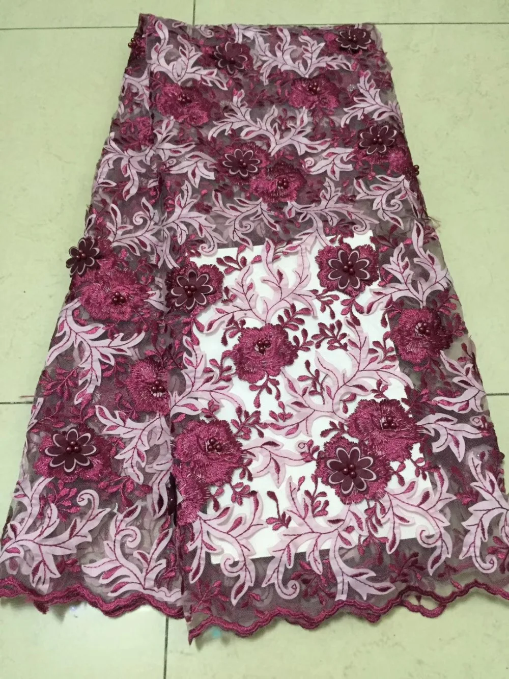 Beautiful lace fabric with flowers and beads embroidered lace fabric with 3D flowers bridal Lace Fabric,embroidered tulle lace
Beautiful lace fabric with flowers and beads embroidered lace fabric with 3D flowers bridal Lace Fabric,embroidered tulle lace