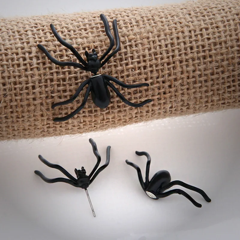 1 шт. черный паук ушной гвоздь приколы розыгрыши Хэллоуин гаджет пластиковая