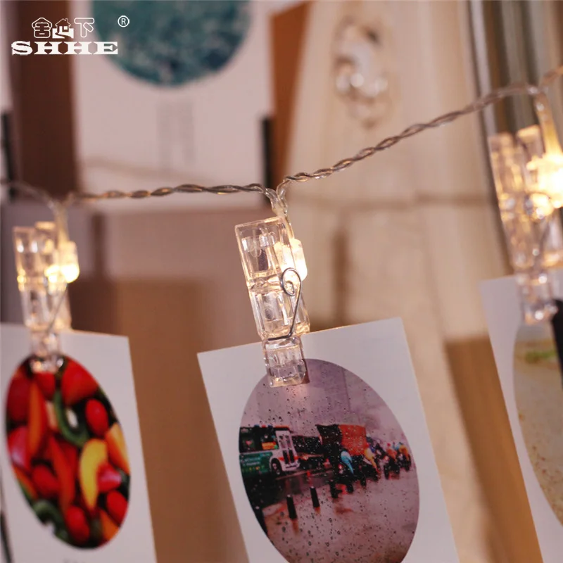 Battery Operated String Lights Photo Clip Fairy Lights 2.5M 20 LED for Bedroom Garden Christmas Wedding Holiday Decoration
Battery Operated String Lights Photo Clip Fairy Lights 2.5M 20 LED for Bedroom Garden Christmas Wedding Holiday Decoration