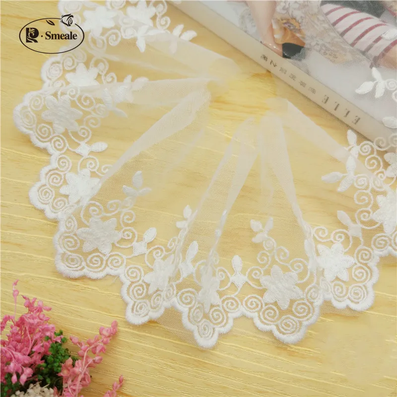 5Yards Width 7.5cm Cotton Wire Embroidered Lace Fabric , DIY Handmade Lace Materials, Clothing Accessories Lace Trim RS1141
5Yards Width 7.5cm Cotton Wire Embroidered Lace Fabric , DIY Handmade Lace Materials, Clothing Accessories Lace Trim RS1141