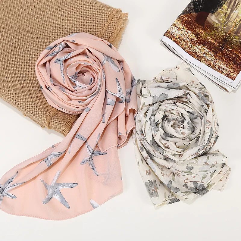 Thick bubble chiffon hijab scarf printed in blue striped long shawls wrap muslim hijabs designs muslim scarves/scarf
Thick bubble chiffon hijab scarf printed in blue striped long shawls wrap muslim hijabs designs muslim scarves/scarf