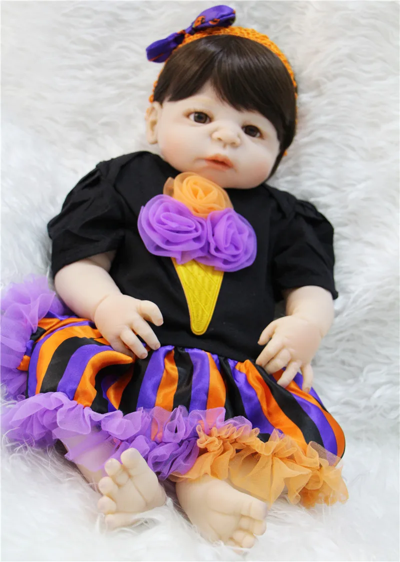 22" Full silicone reborn baby dolls brown hair wig princess girl doll toys gift can enter water blue/brown eyes bonecas reborn
22" Full silicone reborn baby dolls brown hair wig princess girl doll toys gift can enter water blue/brown eyes bonecas reborn