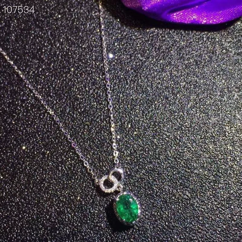 Natural green Emerald gem Necklace Natural gemstone Pendant Necklace 925 sliver trendy Lovely round girl party gift Jewelry
Natural green Emerald gem Necklace Natural gemstone Pendant Necklace 925 sliver trendy Lovely round girl party gift Jewelry