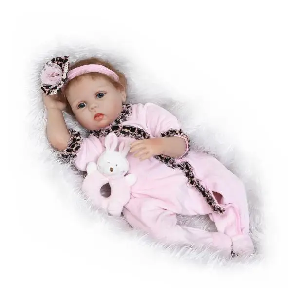 22 Inch Reborn Dolls Handmade Hand-rooted Curly Mohair Soft Silicone Doll Lifelike Babies Girl Princess Toys Christmas Gifts
22 Inch Reborn Dolls Handmade Hand-rooted Curly Mohair Soft Silicone Doll Lifelike Babies Girl Princess Toys Christmas Gifts