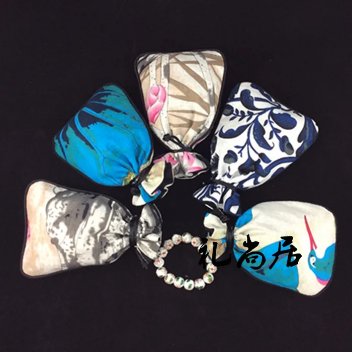 Small Gift Bag 10x15 Linen Cotton Jewelry Pouches Reusable Drawstring Chinese Cloth Packaging bracelet Crafts Spice Storage
Small Gift Bag 10x15 Linen Cotton Jewelry Pouches Reusable Drawstring Chinese Cloth Packaging bracelet Crafts Spice Storage