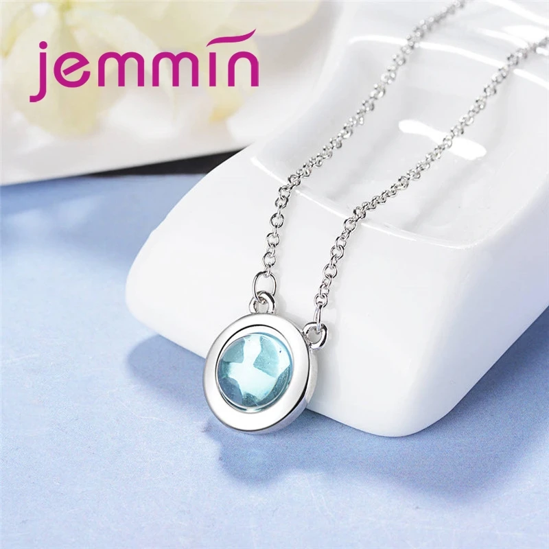 Vintage Round Shiny CZ Crystal Pendant 925 Sterling Silver Necklace For Charming Woman Girls Trendy Best Anniversary Gift
Vintage Round Shiny CZ Crystal Pendant 925 Sterling Silver Necklace For Charming Woman Girls Trendy Best Anniversary Gift
