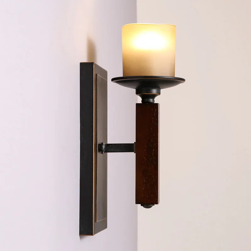 Abajur American Village Bedroom E27 LED Wall Lamp European Retro Corridor Glass Lampshade Iron Candlestick Wall Light Fixtures
Abajur American Village Bedroom E27 LED Wall Lamp European Retro Corridor Glass Lampshade Iron Candlestick Wall Light Fixtures