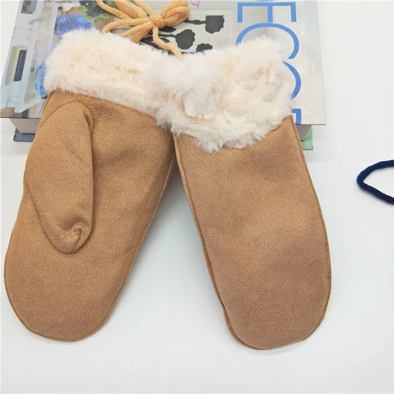 Winter Women warm GLOVES Casual Fashion haling hands gloves pure color Suede Fabric thicken cute girl mitten
Winter Women warm GLOVES Casual Fashion haling hands gloves pure color Suede Fabric thicken cute girl mitten