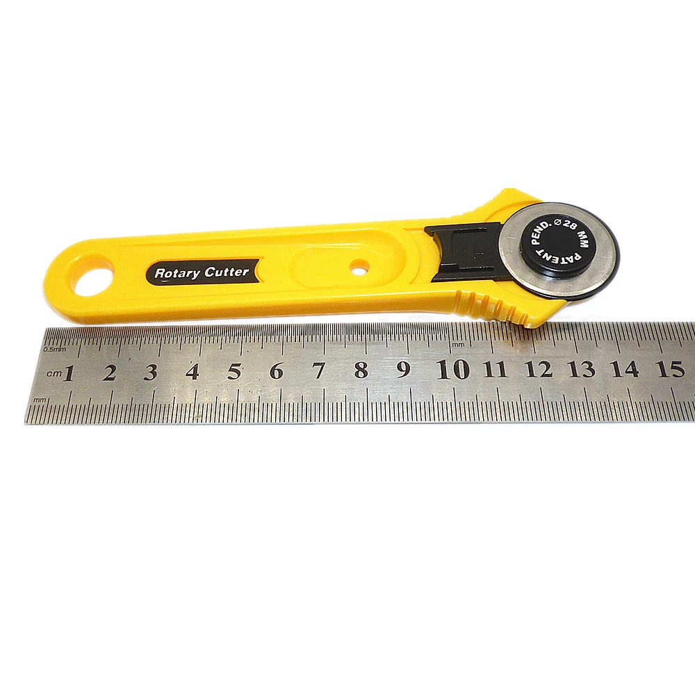 Rotary Cutter 28mm Refill Blades Fabric Vinyl Paper Sewing Cutting Manual Tool with 20pcs 28mm Refill Replacement Blades Set
Rotary Cutter 28mm Refill Blades Fabric Vinyl Paper Sewing Cutting Manual Tool with 20pcs 28mm Refill Replacement Blades Set