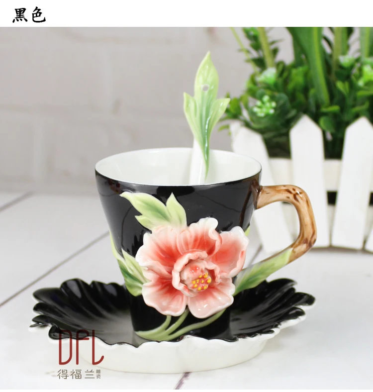 Enamel painted pottery Bone China coffee cups and saucers scoop creativity peony marriage birthday gift valentine's day
Enamel painted pottery Bone China coffee cups and saucers scoop creativity peony marriage birthday gift valentine's day