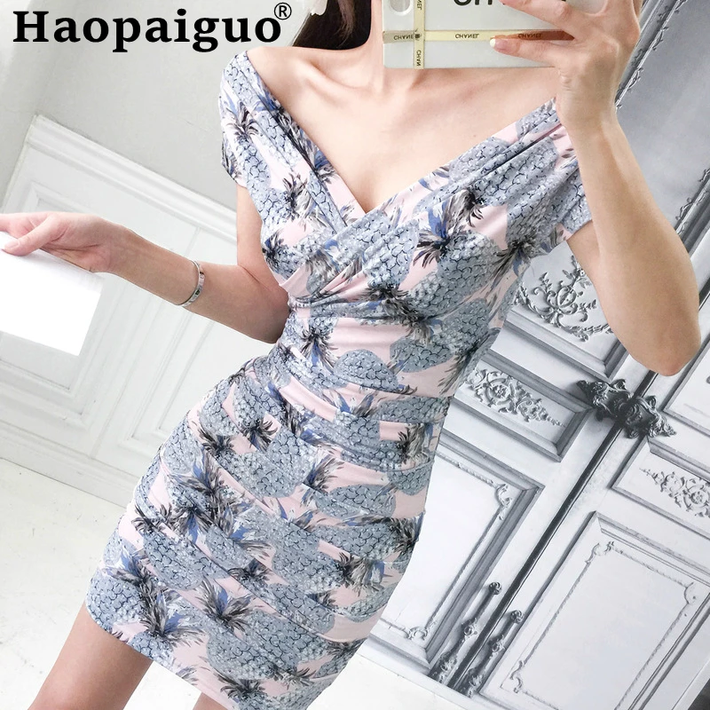2019 Summer Print Pineapple Beach Dress Women Short Sleeve Mini Dress Club Wear for Ladies Sheath Bodycon Bandage Wrap Dresses
2019 Summer Print Pineapple Beach Dress Women Short Sleeve Mini Dress Club Wear for Ladies Sheath Bodycon Bandage Wrap Dresses