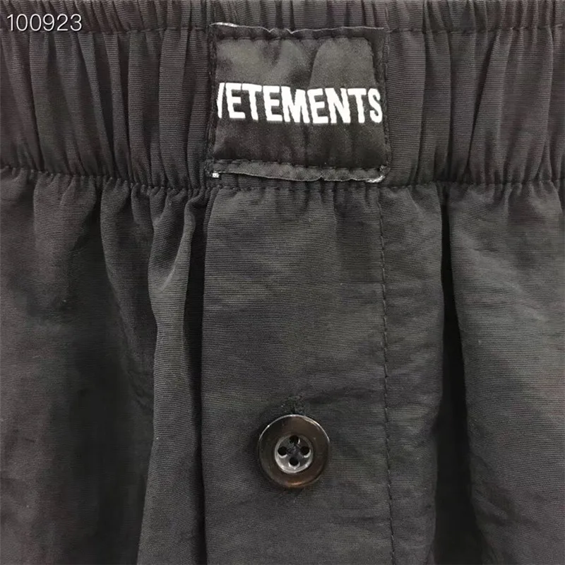 vetements Shorts Men Women 1:1 Best Quality vetements Shorts embroidery logo vetements Shorts
vetements Shorts Men Women 1:1 Best Quality vetements Shorts embroidery logo vetements Shorts