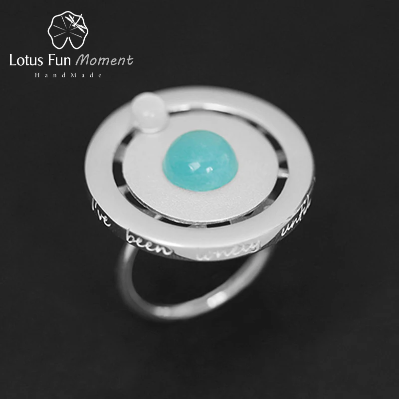 Lotus Fun Moment Настоящее серебро 925 пробы подарок на день Святого Валентина You Are My Planet модное ювелирное изделие ручной работы вращающееся кольцо
Lotus Fun Moment Настоящее серебро 925 пробы подарок на день Святого Валентина You Are My Planet модное ювелирное изделие ручной работы вращающееся кольцо