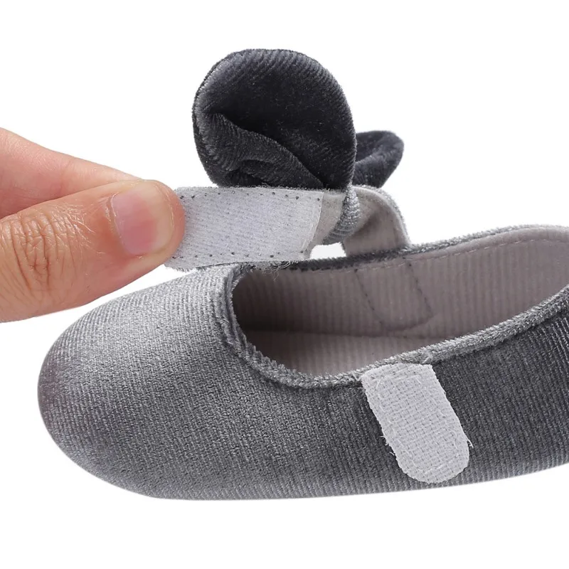 New Princess Silk bow First walkers baby Toddler Cotton fabric moccasins Baby girls Mary jane Hard sole Baby Shoes for 0-18month
New Princess Silk bow First walkers baby Toddler Cotton fabric moccasins Baby girls Mary jane Hard sole Baby Shoes for 0-18month