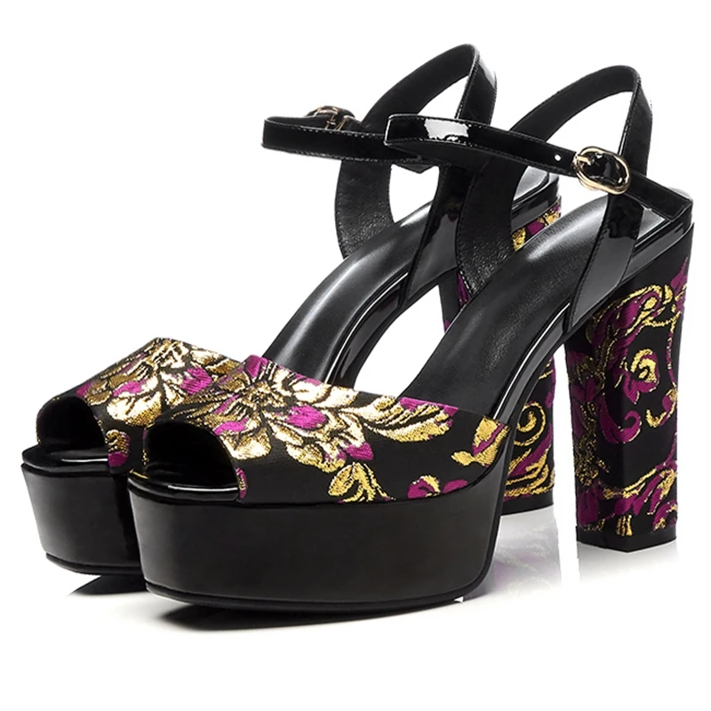 ENMAYER Genuine Leather Gladiator Casual Sandalias De Mujer Verano 2020 High Heels Sandals Women Size 34-40 ;LY479
ENMAYER Genuine Leather Gladiator Casual Sandalias De Mujer Verano 2020 High Heels Sandals Women Size 34-40 ;LY479