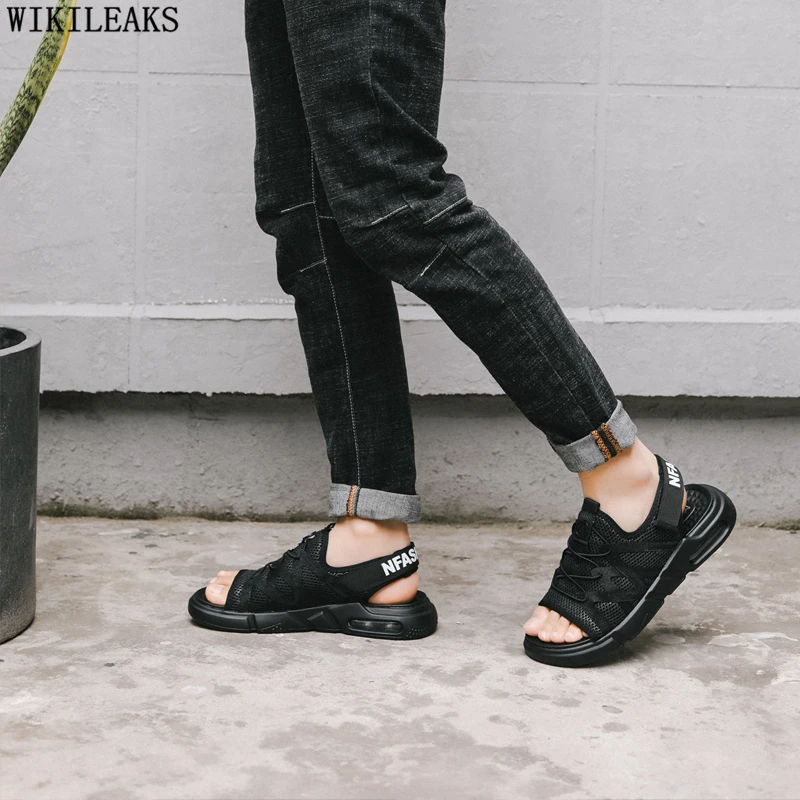 Mens Sandals Summer Men's Shoes Casual Shoes Fashion Open Shoes Men Sandals 2021 Slip On Sandals Chaussure Homme Erkek Ayakkabi
Mens Sandals Summer Men's Shoes Casual Shoes Fashion Open Shoes Men Sandals 2021 Slip On Sandals Chaussure Homme Erkek Ayakkabi