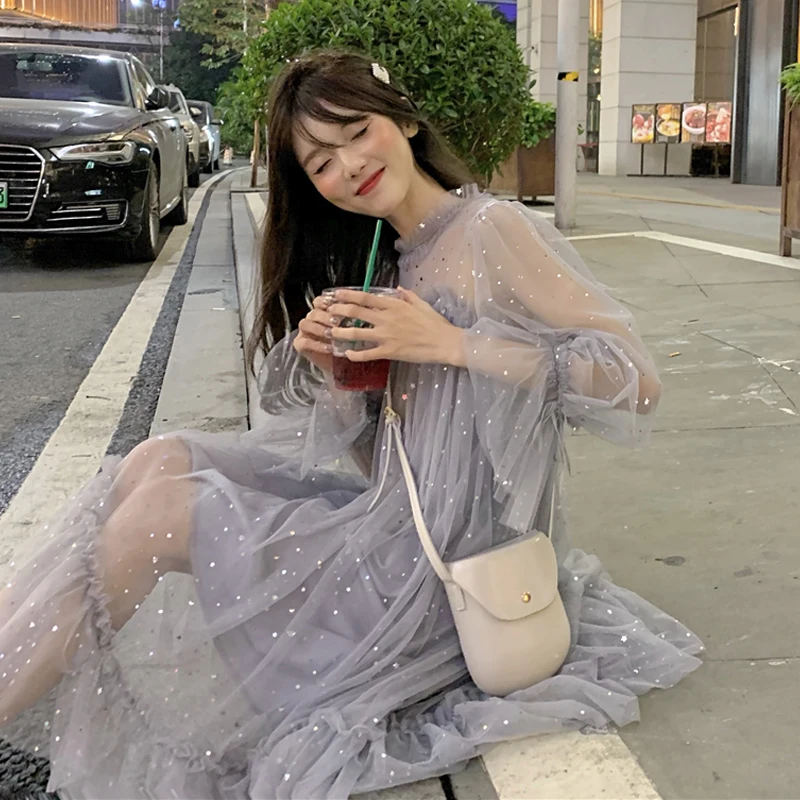 2021 Women Summer Flare Sleeve Bling Star Sequined Ruffles Strapless Dress Lady Elastic Mesh Gauze Voile Pleated Midi Chic Dress
2021 Women Summer Flare Sleeve Bling Star Sequined Ruffles Strapless Dress Lady Elastic Mesh Gauze Voile Pleated Midi Chic Dress