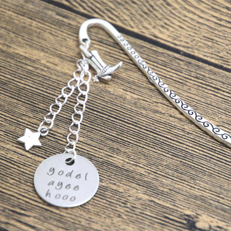 12pcs/lot Toy Movie Inspired bookmark Cowgirl Jessie yodel-ay-ee-hooo". crystal, for women or girls
12pcs/lot Toy Movie Inspired bookmark Cowgirl Jessie yodel-ay-ee-hooo". crystal, for women or girls
