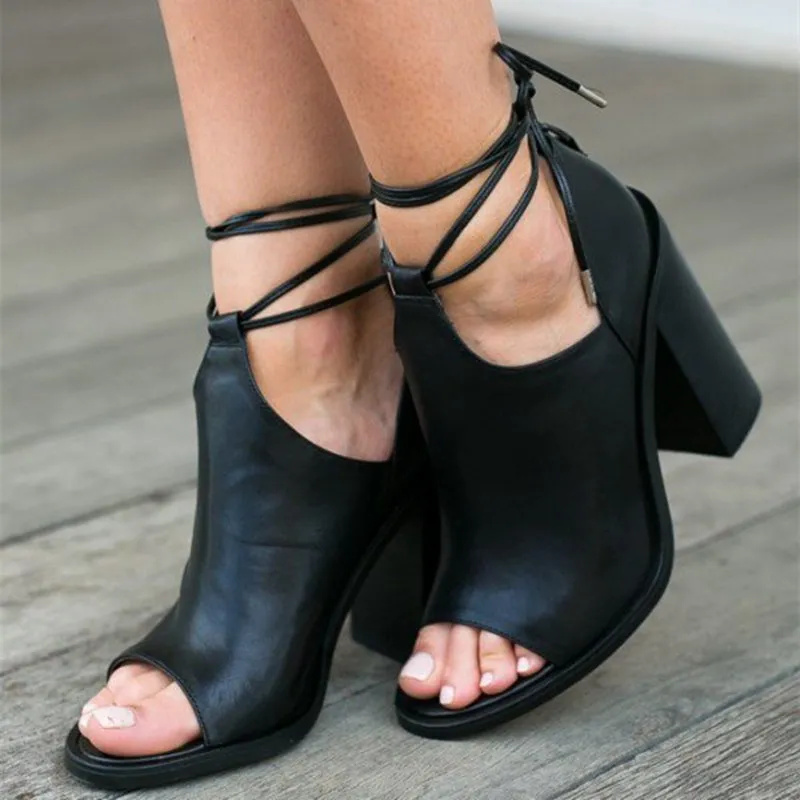 Black Leather Sexy Gladiator Sandals Cut Out Open Toe Chunky Heel Strap High Heels Ladies Shoes Women Summer Booties 35-43
Black Leather Sexy Gladiator Sandals Cut Out Open Toe Chunky Heel Strap High Heels Ladies Shoes Women Summer Booties 35-43
