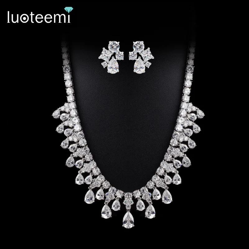 Топы LUOTEEMI, модные женские красивые прозрачные каплевидные фианиты для роскошного качества, свадебные ювелирные наборы из фианита
Топы LUOTEEMI, модные женские красивые прозрачные каплевидные фианиты для роскошного качества, свадебные ювелирные наборы из фианита