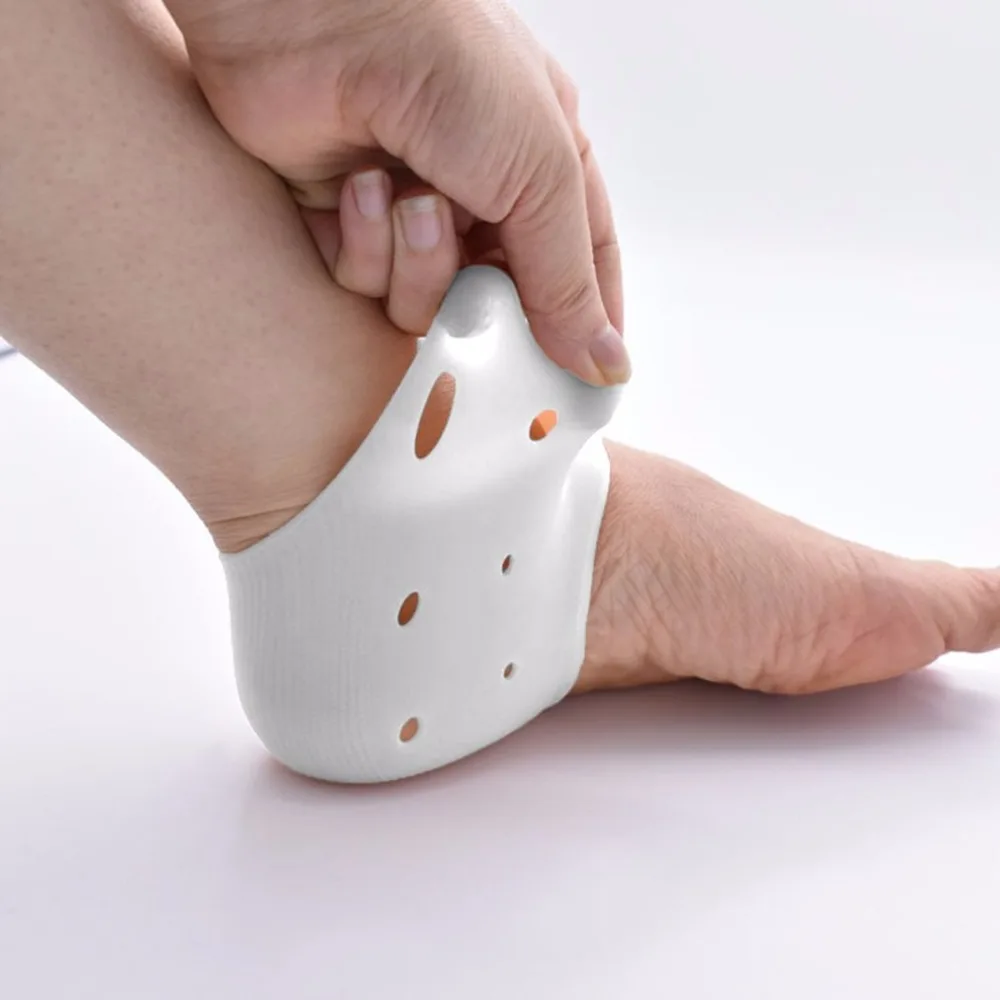Silicone Moisturizing Gel Heel Socks Shoe Heel Protector Cracked High Heel Protective Relieve Ease Heel Pain Foot Protectors New
Silicone Moisturizing Gel Heel Socks Shoe Heel Protector Cracked High Heel Protective Relieve Ease Heel Pain Foot Protectors New