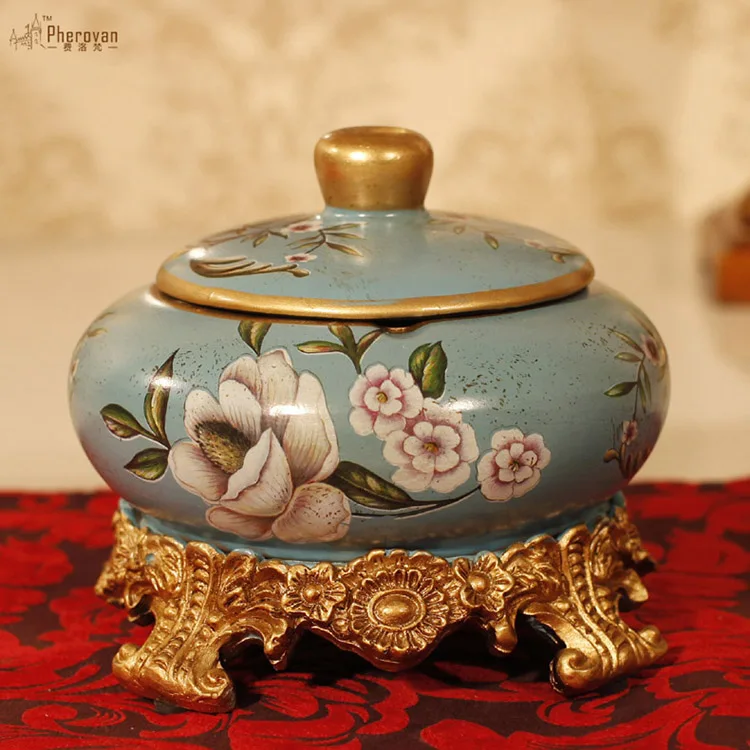 European Ceramic ashtray cover crack belt storage box jewelry box classic retro ashtray Home Furnishing decoration
European Ceramic ashtray cover crack belt storage box jewelry box classic retro ashtray Home Furnishing decoration