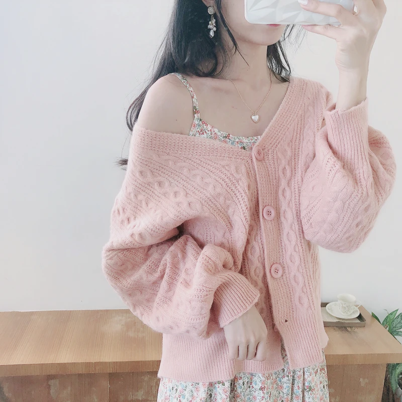 2022 Autumn Winter Sweater Women Knitted Cardigan Women Stretch Clothing Cute Ins Casual Korean Loose Warm Femme Tops
2022 Autumn Winter Sweater Women Knitted Cardigan Women Stretch Clothing Cute Ins Casual Korean Loose Warm Femme Tops